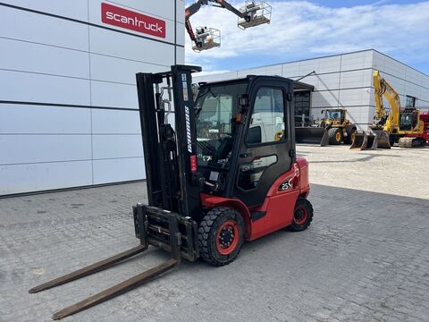 Sonstige Diesel 2500 kg