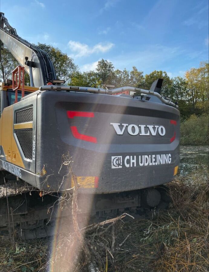 Volvo EC250E LR 2