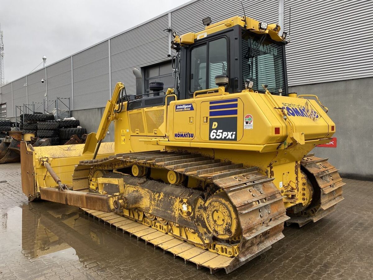 Komatsu D65PXI-18EO 2