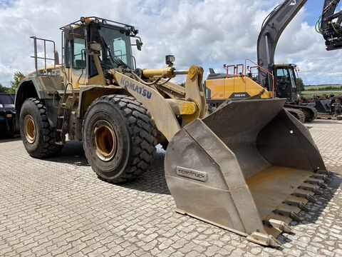 8862-6a9f5e44f80e798a76a2802d178c2ee2-5904083