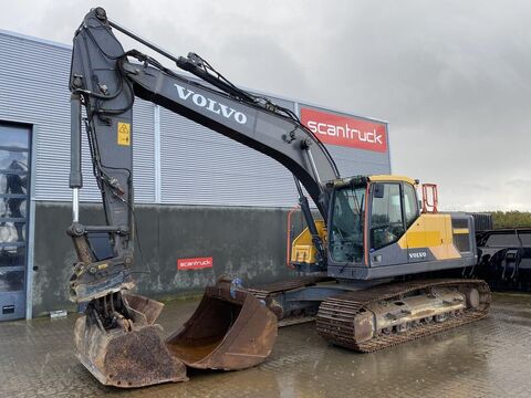 Volvo EC220