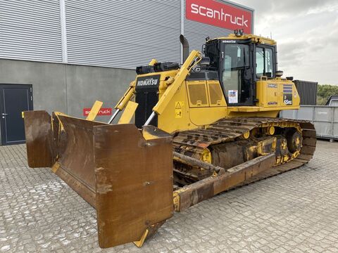 Komatsu D65PXI-18EO