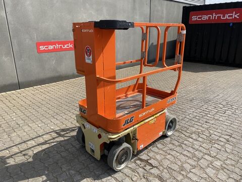 JLG 1230ES