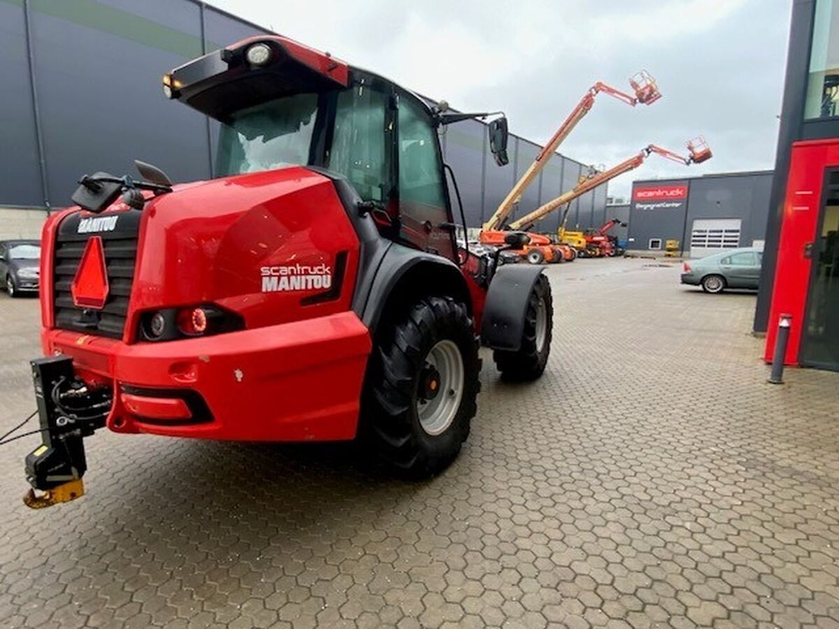 Manitou MLA-T533 145V+Elite ST5 3