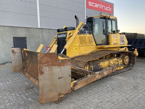 Komatsu D65PXI-18EO