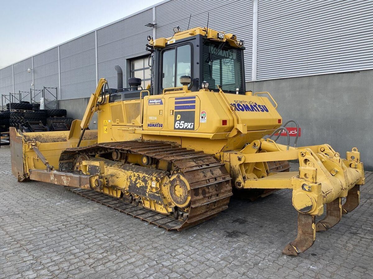 Komatsu D65PXI-18EO 2