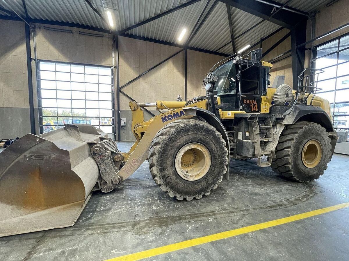 Komatsu WA475-10EO 2