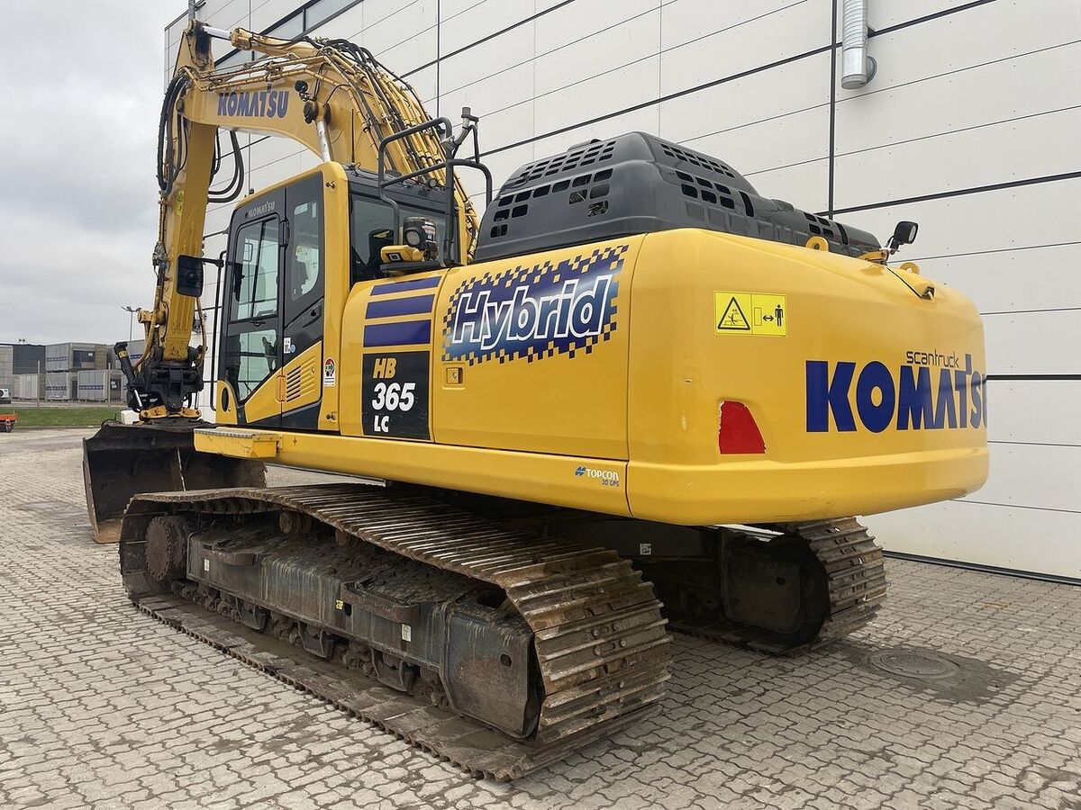 Komatsu HB365LC-3EO 2