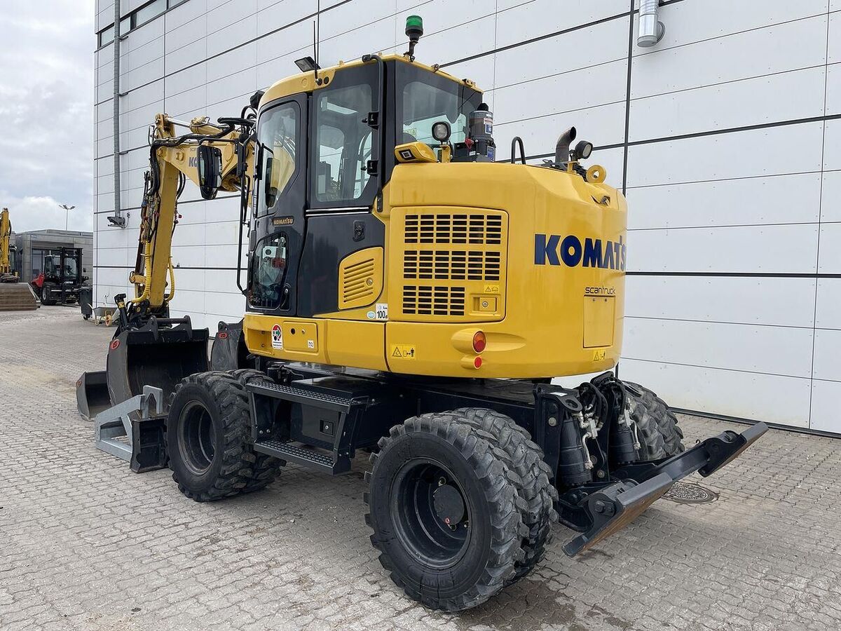 Komatsu PW118MR-11 2