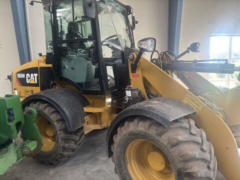 Caterpillar 908M