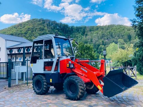 Kubota R410