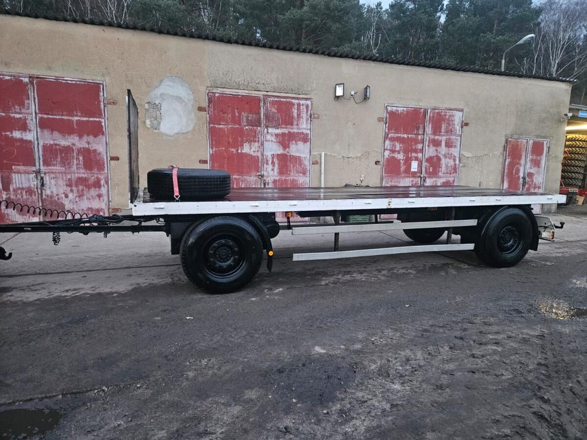 Plattformanhänger 3