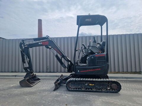 Yanmar Vio17