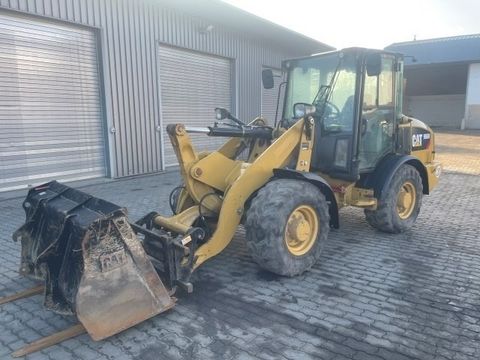 Caterpillar 906 M