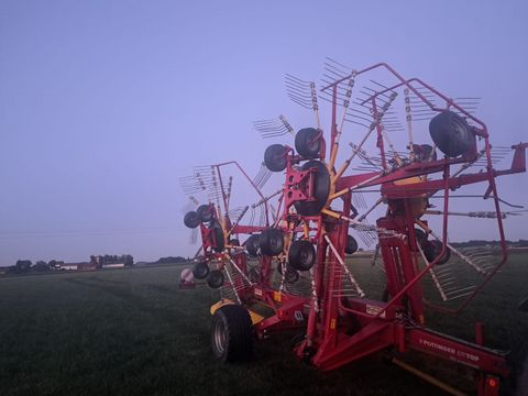 8949-3b982704931ffa06c5a753b47176e59c-5860754