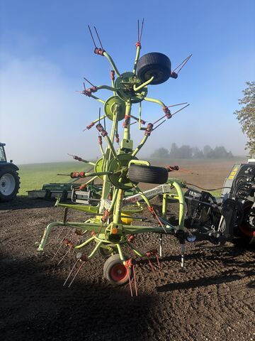 Claas Volto 64