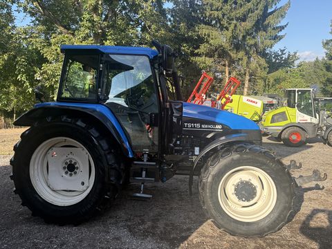 New Holland TS115