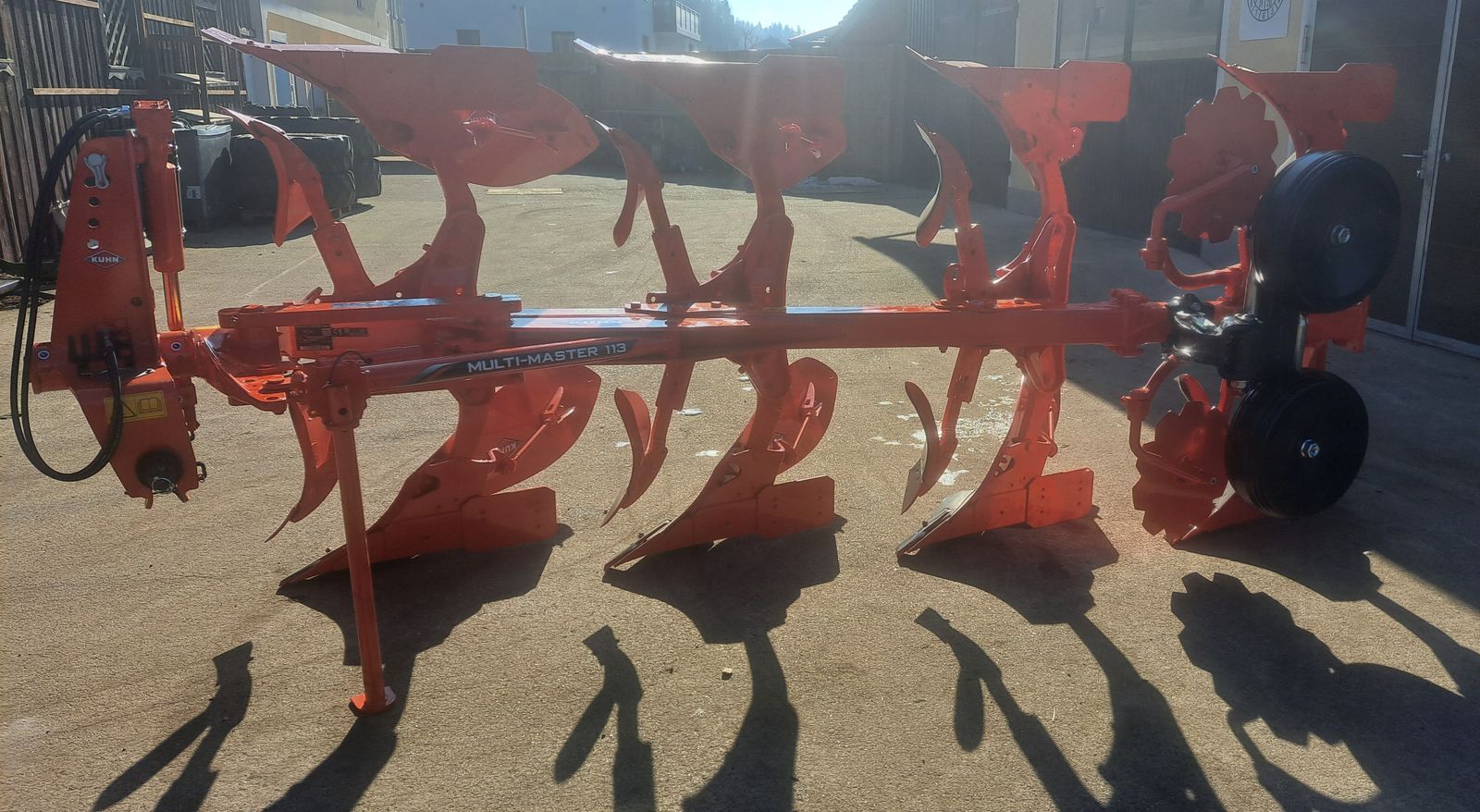 Kuhn MULTI MASTER 113 4T 3