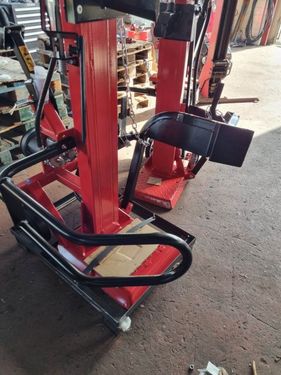 8968-2caddeb3bafce6a7f362e9f35b048497-3858777
