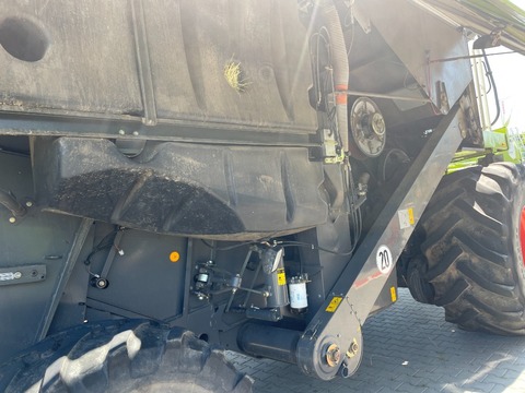 CLAAS LEXION 570 Montana