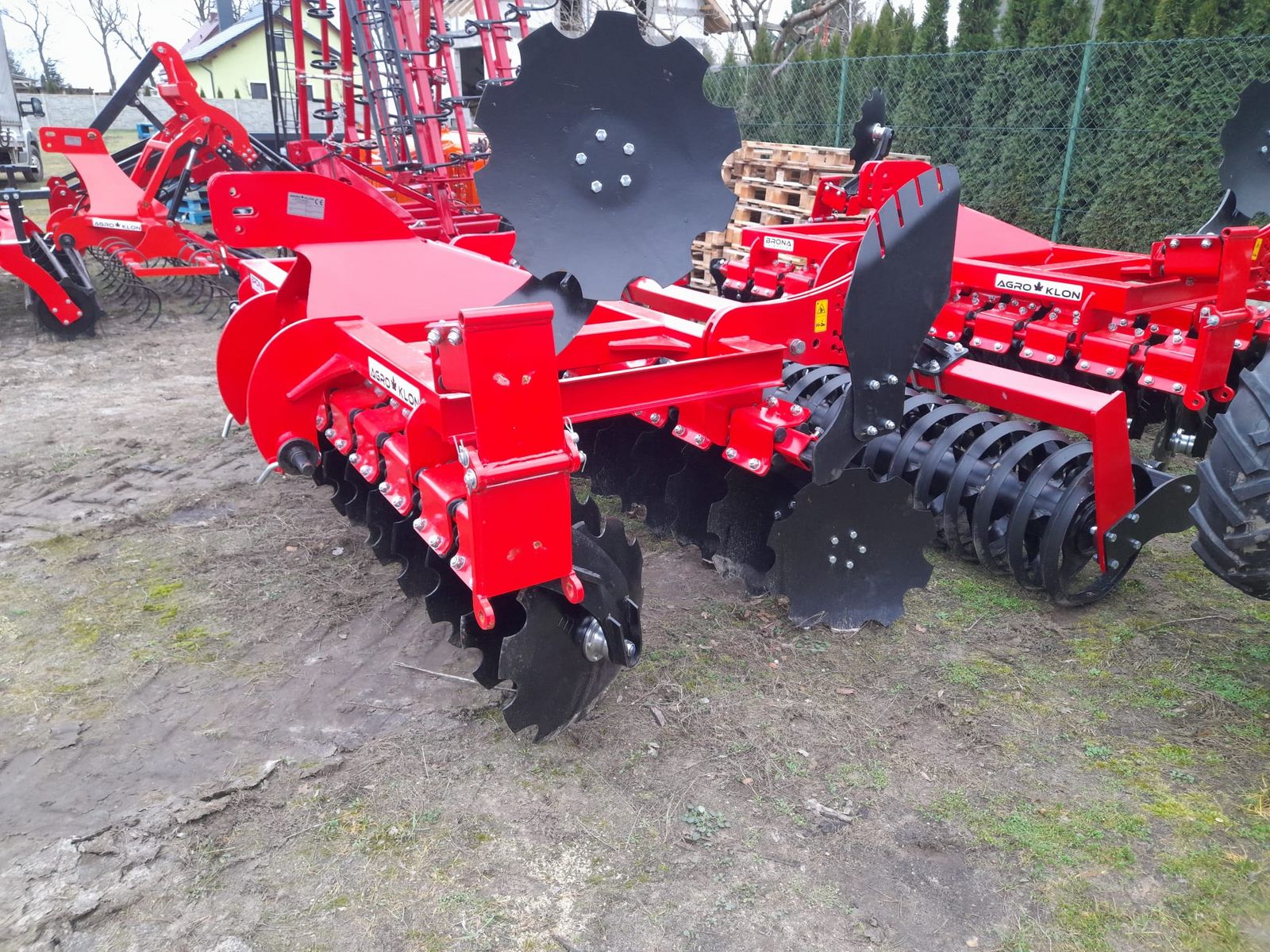 Scheibenegge 3 Meter breit, C-förmiger Schaft 3