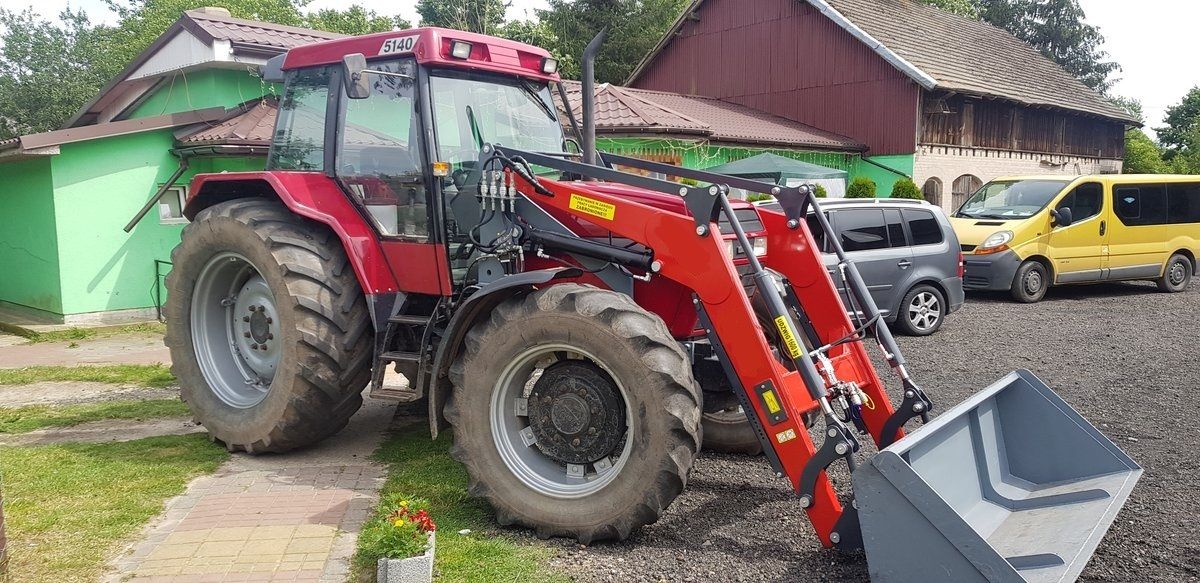 Neuer Frontlader, Kapazität 1600 kg 2