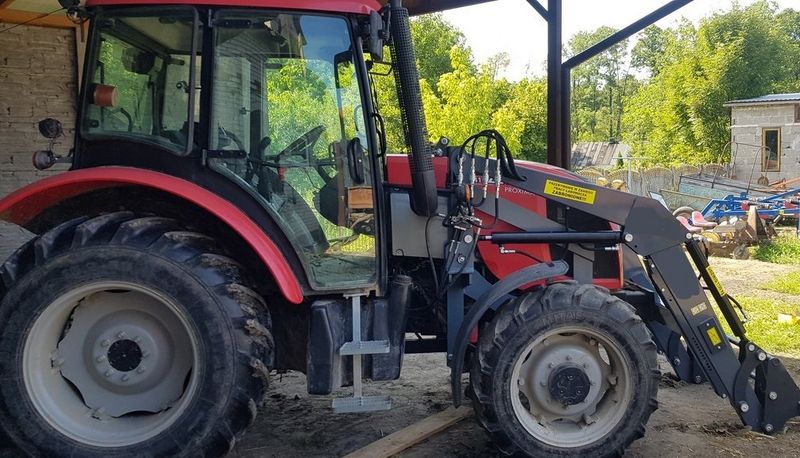 Frontlader für Traktor, Hubkraft 1100 kg 2