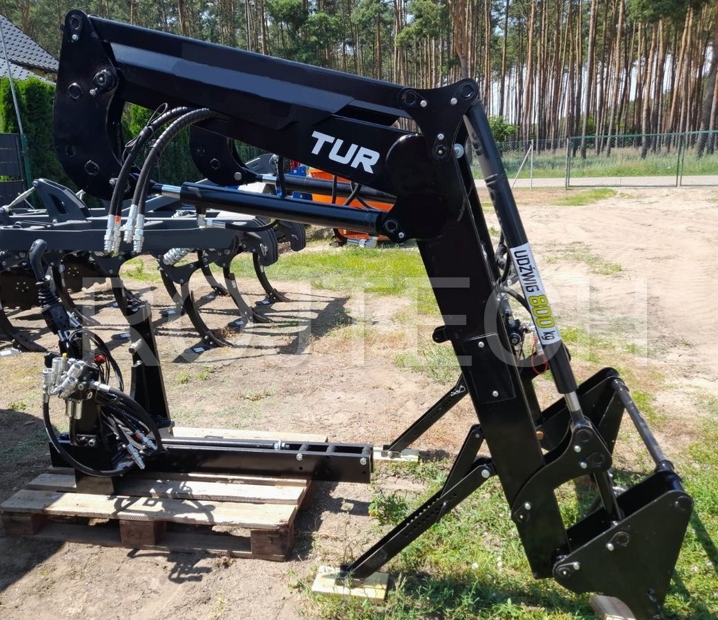 Frontlader-Hubkraft 800 kg, LOVOL, FOTON,SOLIS 2