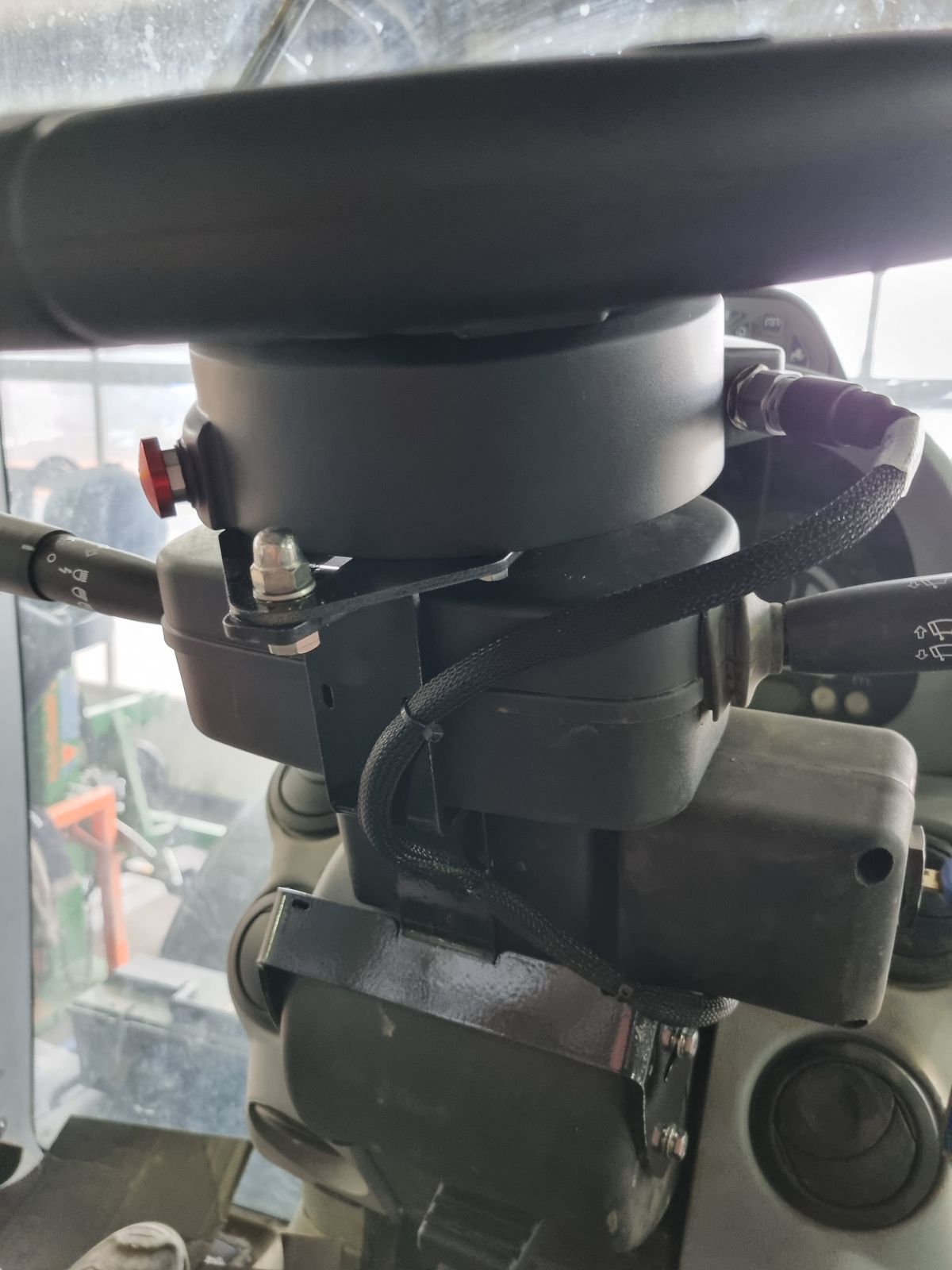 CHC NAV NX612 AUTO-STEER RTK Lenksystem 3