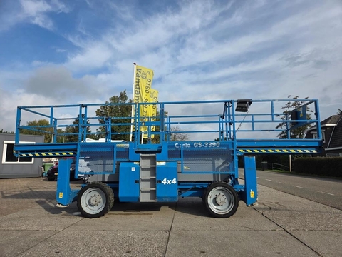 Genie GS-3390 4X4 werkhoogte 12.06m. diesel