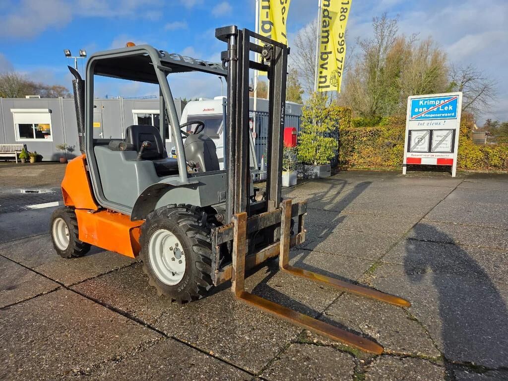 Ausa C150H 4WD heftruck met sideshift 2