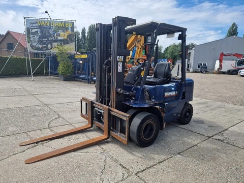 CAT DP25K met breed vorkenbord
