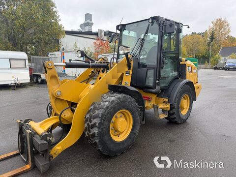 Caterpillar 906M
