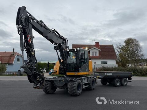 Liebherr A913 Compact Litronic