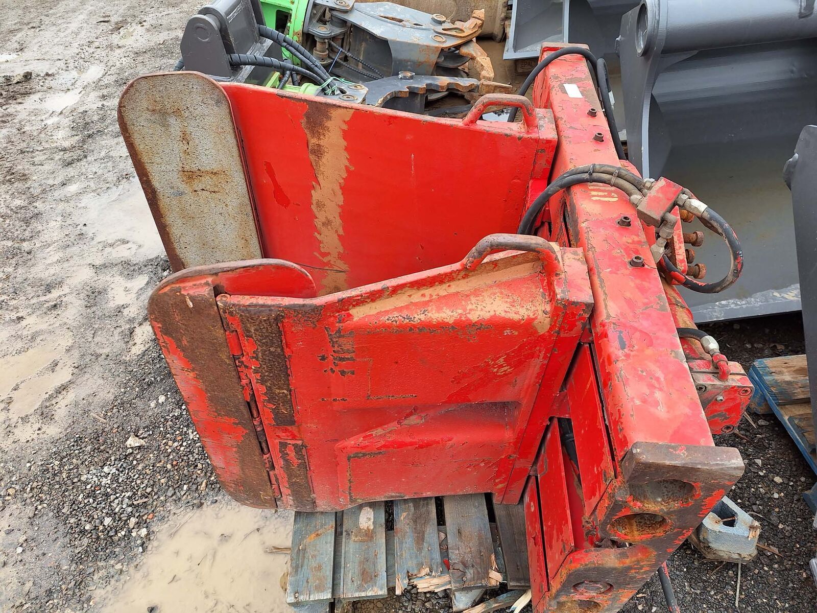 Hay bale grab 2
