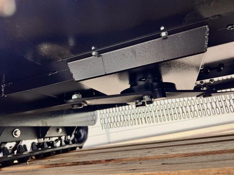 9052-28edaf572b8d16b61f74d4384b4f3549-5704140