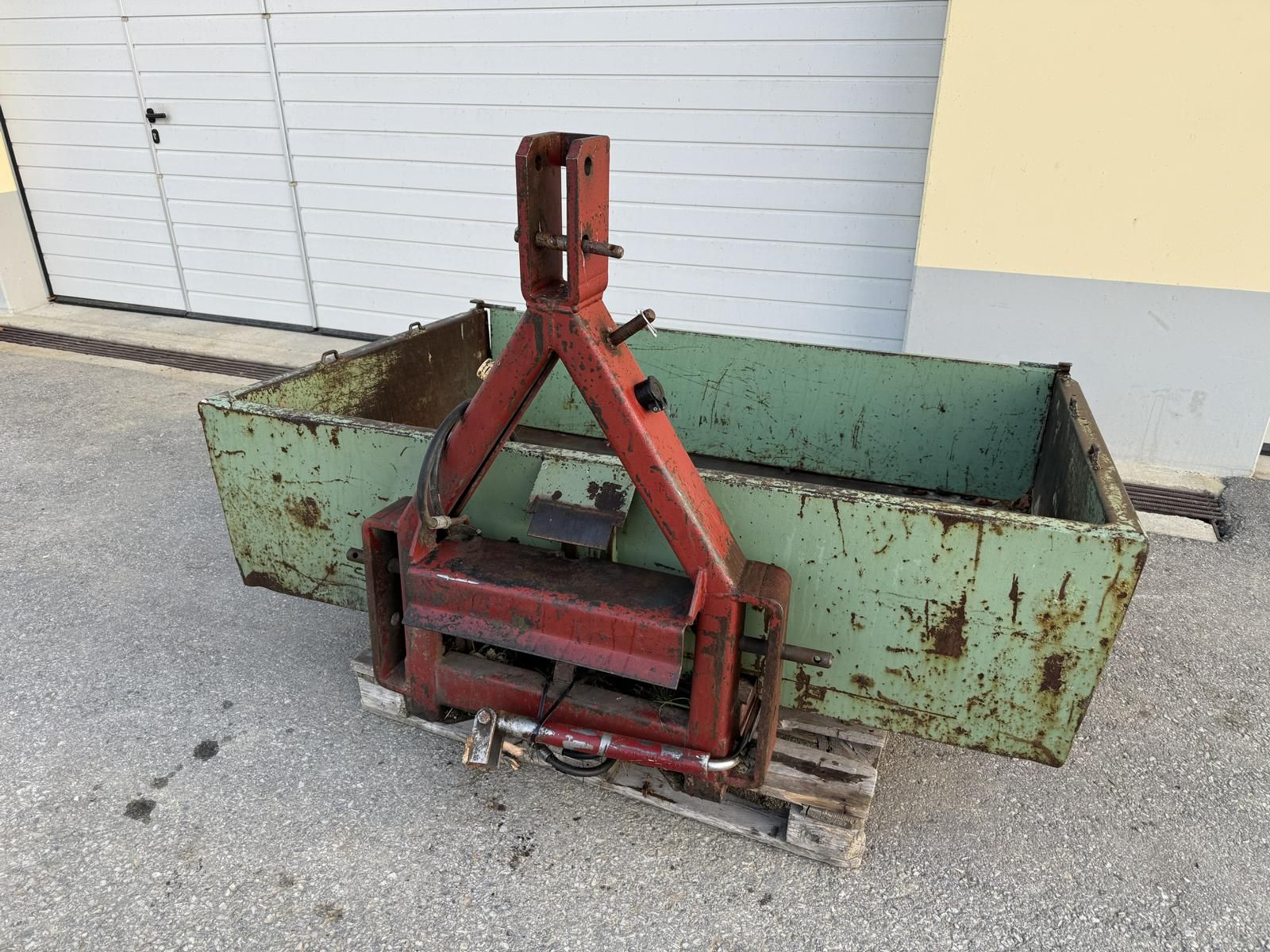 Brantner Kippschaufel 160x125x40 Kippmulde 2