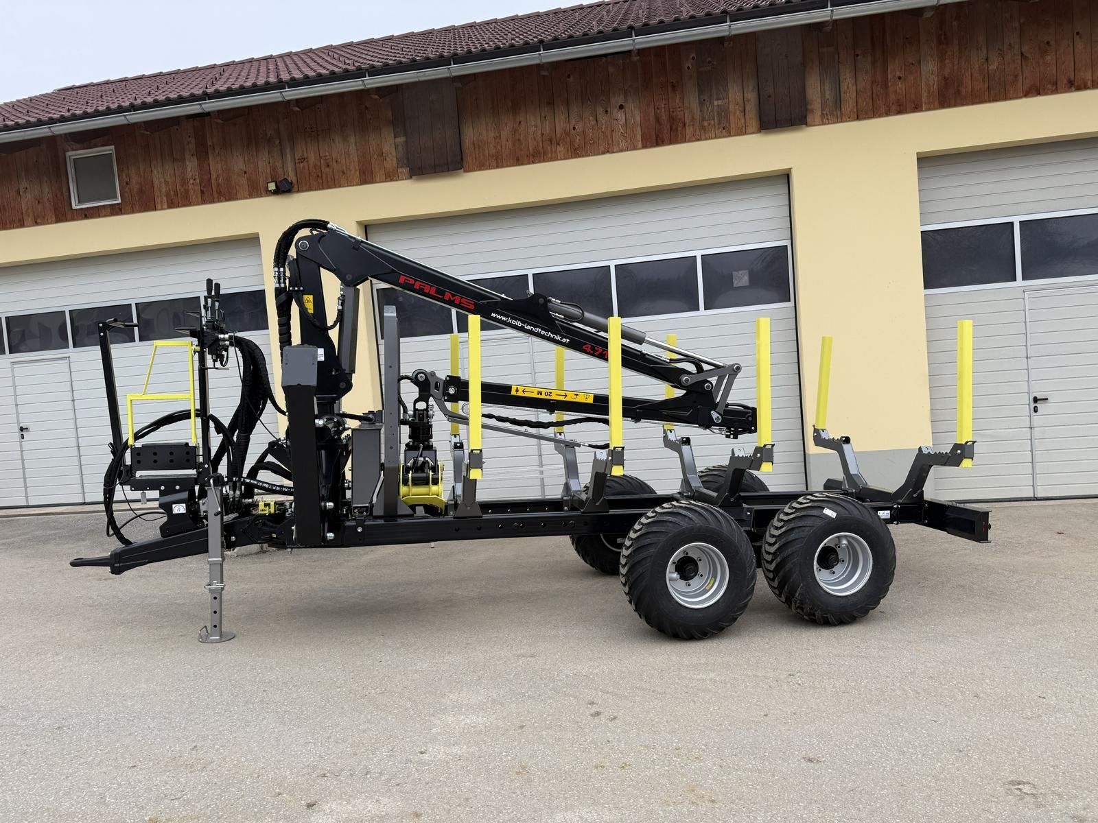 Palms H8D mit Kran K4.71 Forstanhänger-Rückewagen-Kran 2