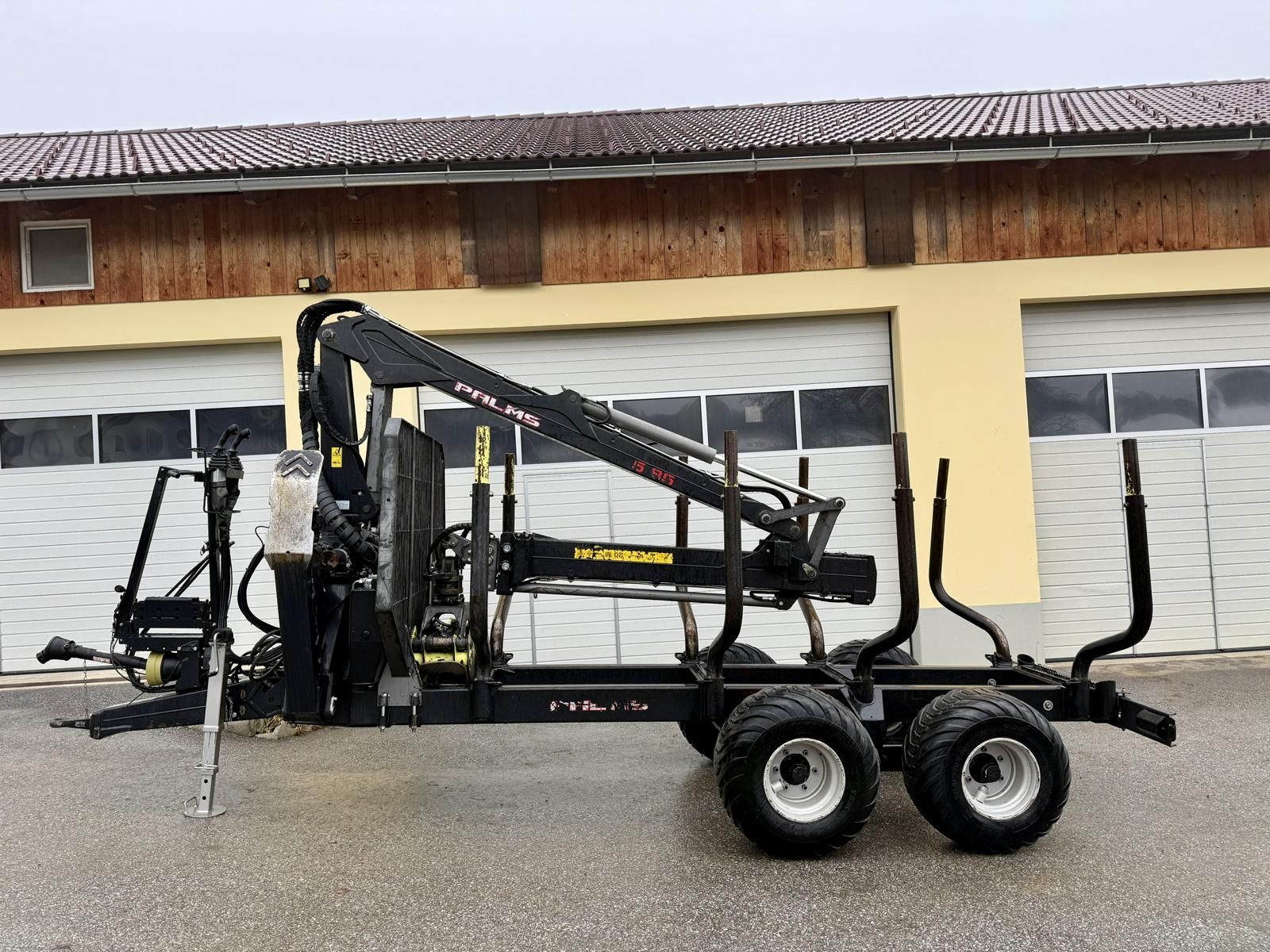 Palms H10D mit Kran K5.85 Forstanhänger Rückewagen Kra 2