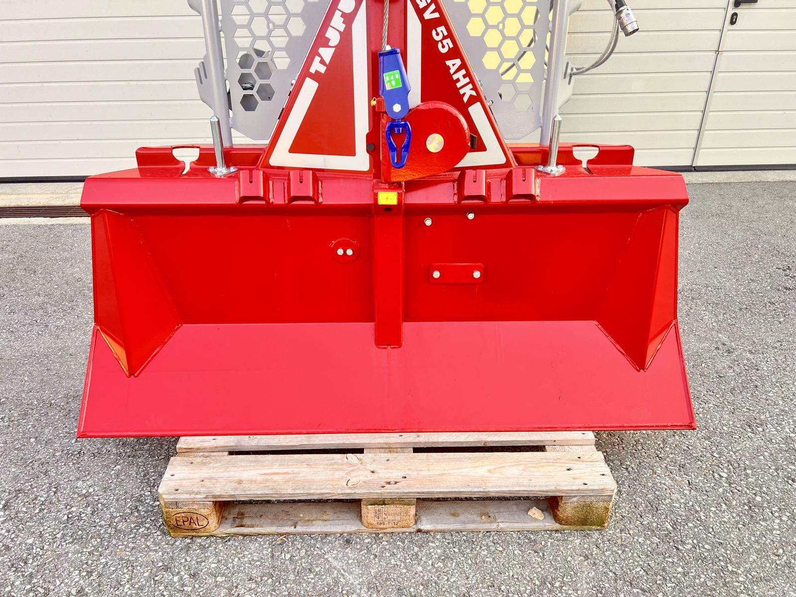Tajfun EGV 55 AHK SG 1800 FUNK Seilwinde  3
