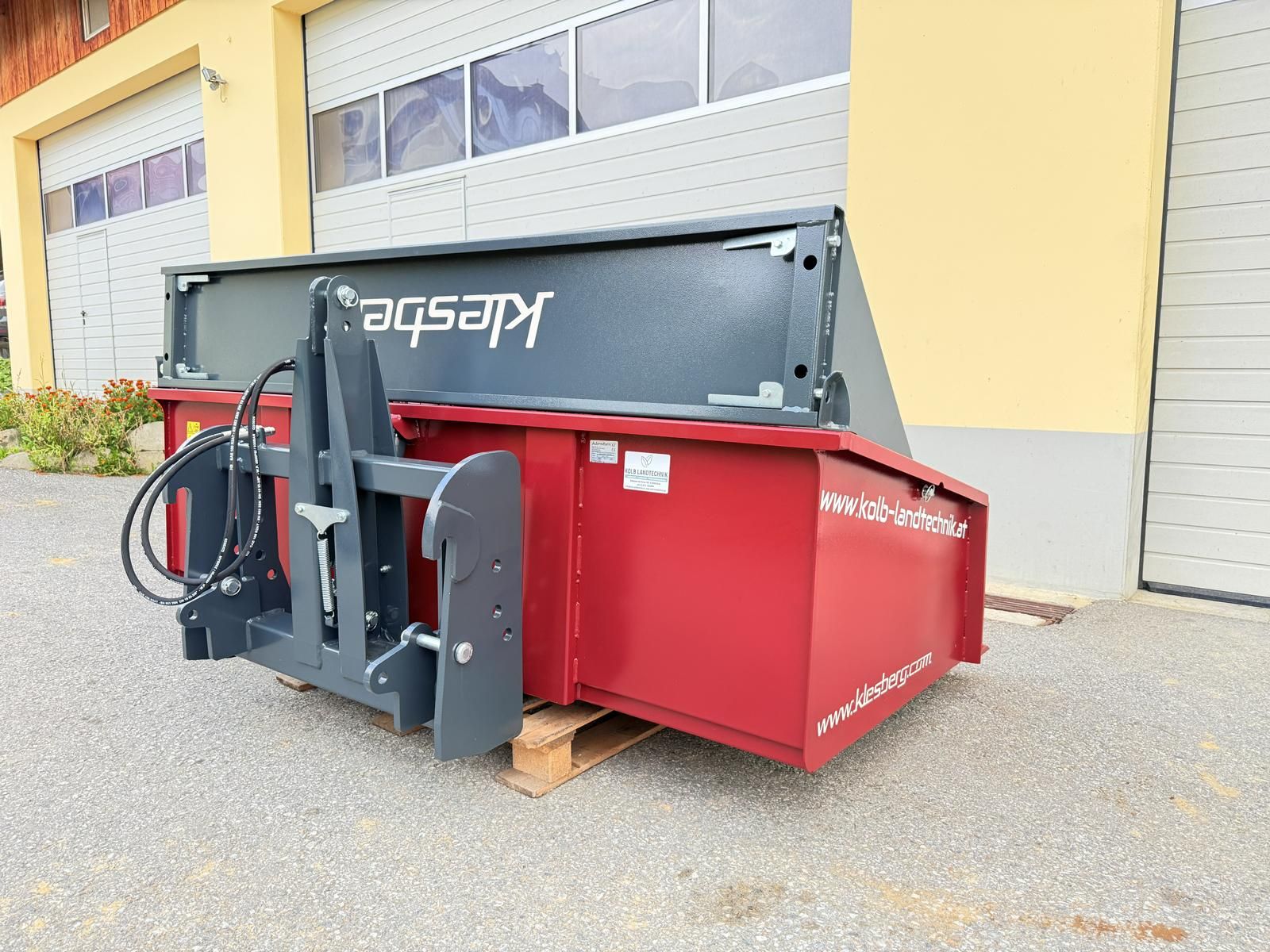 Klesberg PRO Kippschaufel 240x120 Kippmulde 3