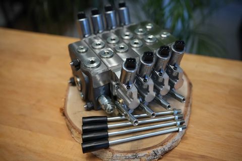 Forsteri Proportionalventil Walvoil DPX100 4 Funktionen