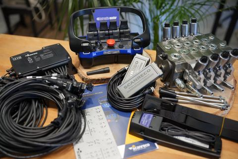 Wolfensberger Proportional Walvoil DPX 100 + Scanreco G2B