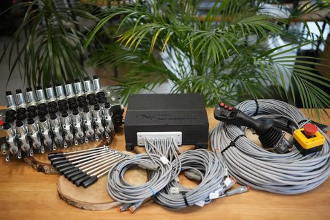 Die übrigen 10 Funktionen des Walvoil DPX100 mit Joystick MTH