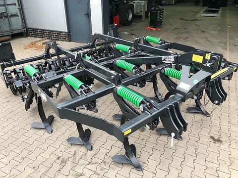 Agroland Mulchgrubber Flügelschare Federstahlwalze LED-Be 3