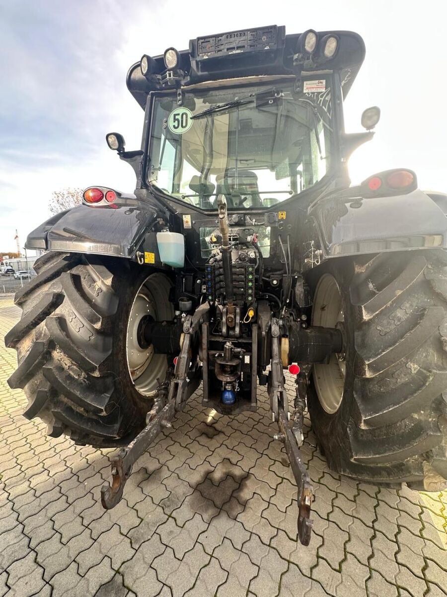 Valtra T213V 3
