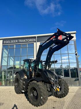 Valtra T215A