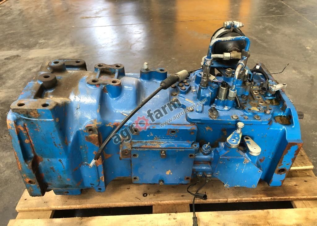 SKRZYNIA BIEGÓW FORD 7840 F0NN7003FD 2