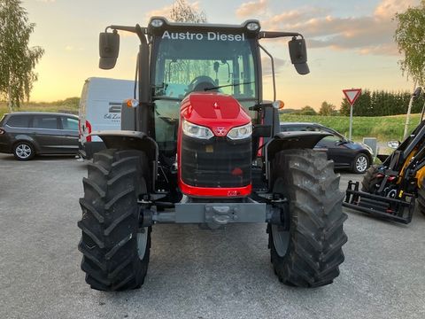 Massey Ferguson MF 5710 M Dyna-4