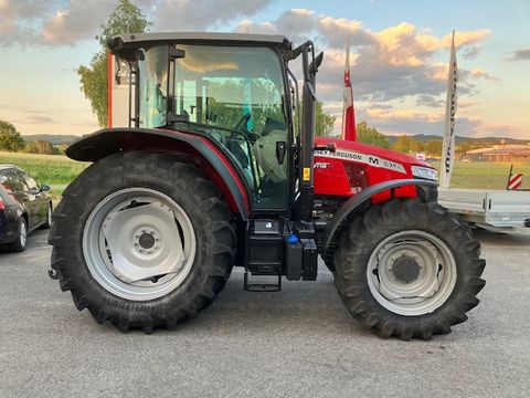 Massey Ferguson MF 5710 M Dyna-4